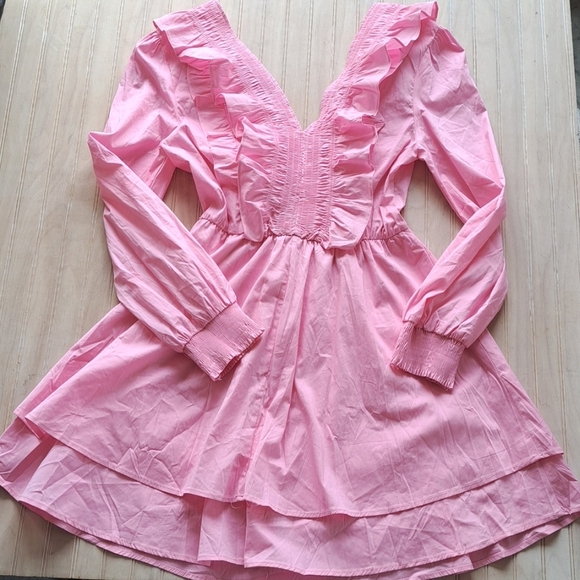 NWT Strut & Bolt Smocked Pink Ruffles Deep V-Neck Stretch Fun Girly Short Dress - Picture 10 of 13